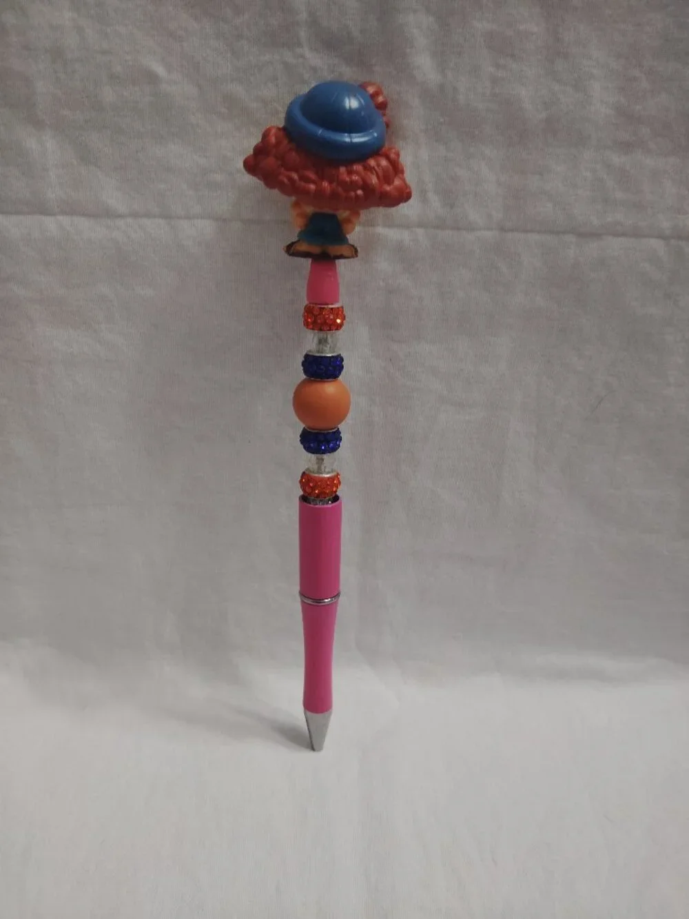 Disney Doorable- Giulia  - Handmade Beaded Pen